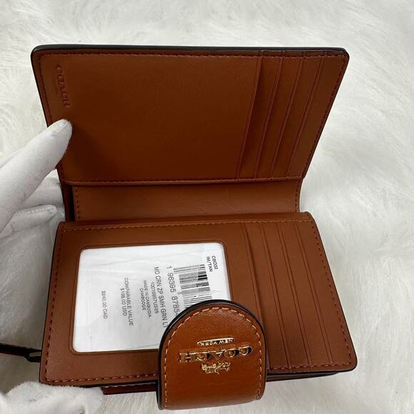 Coach Medium Corner Zip Wallet In Leather/Gold/Tan CBO32 NWT - Picture 4 of 5